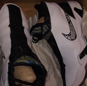 Nike N7 size 13 . White with design